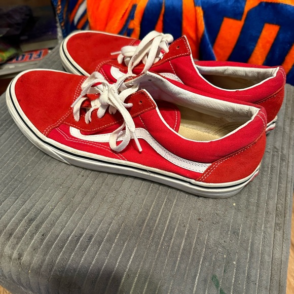 Men’s Red & White Vans Sz 11 - Picture 6 of 7
